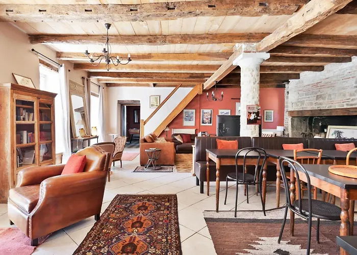 Cahors - Lot - Les Lumieres Du Causse - Domaine En Pierres Blanches Avec Vue Sur Les Causses Vakantiehuis