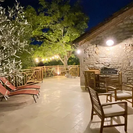 Holiday home Cahors - Lot - Les Lumieres Du Causse - Domaine En Pierres Blanches Avec Vue Sur Les Causses Bellefont-la Rauze