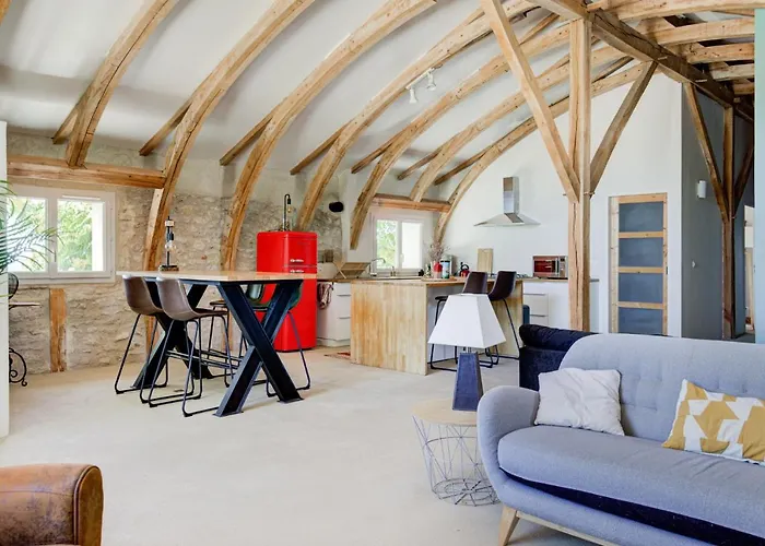 Cahors - Lot - Les Lumières Du Causse - Domaine En Pierres Blanches Avec Vue Sur Les Causses Hébergement de vacances *